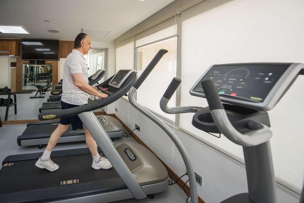 ดิ อเวนิว อะ เมอร์วับ โฮเต็ล Hotel โดฮา สิ่งอำนวยความสะดวก รูปภาพ A treadmill