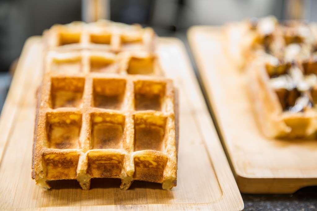 ดิ อเวนิว อะ เมอร์วับ โฮเต็ล Hotel โดฮา สิ่งอำนวยความสะดวก รูปภาพ A Liège waffle